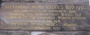 Mona Geddes plaque